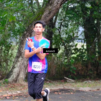 Runner Photo 8125279