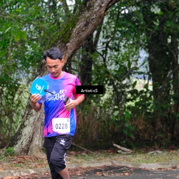 Runner Photo 8125281