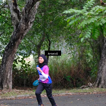 Runner Photo 8125286