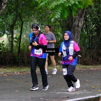 Runner Photo 8125291