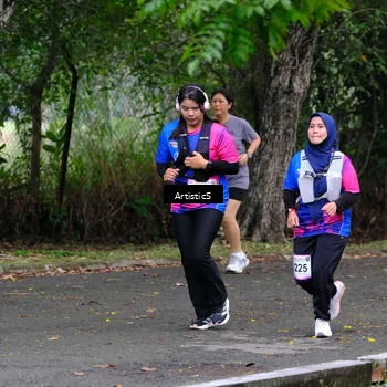 Runner Photo 8125292