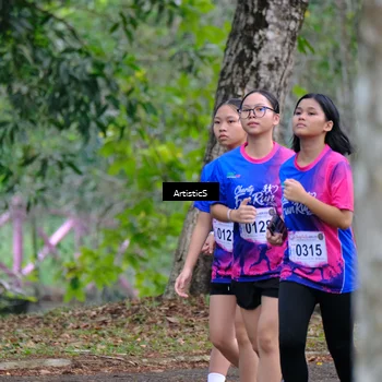 Runner Photo 8125293
