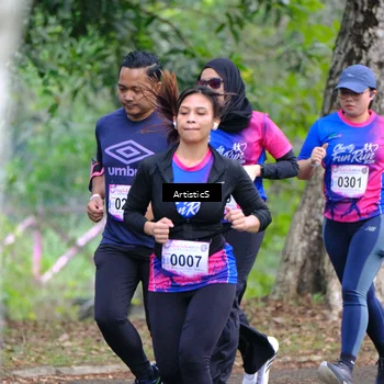 Runner Photo 8125297