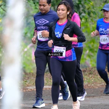 Runner Photo 8125300