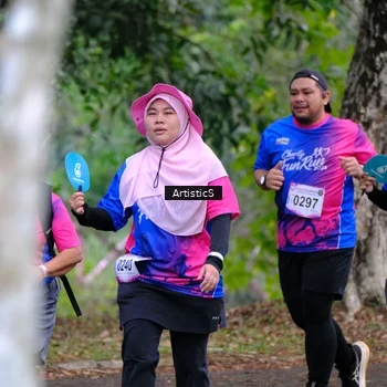 Runner Photo 8125301