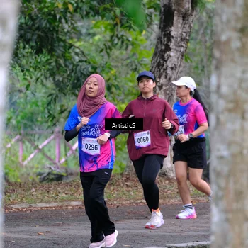 Runner Photo 8125323