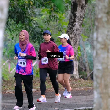 Runner Photo 8125324