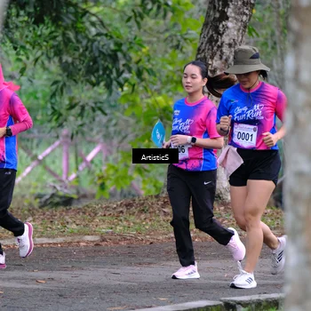 Runner Photo 8125330