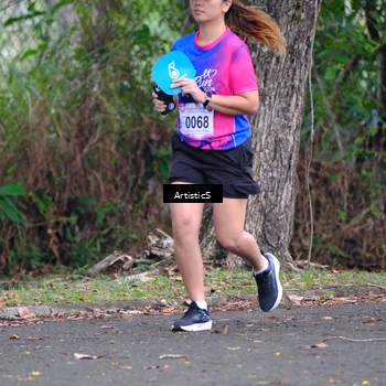 Runner Photo 8125344