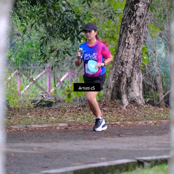 Runner Photo 8125345