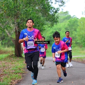 Runner Photo 8125429
