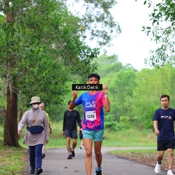 Runner Photo 8125431