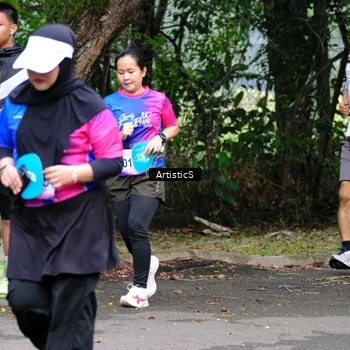 Runner Photo 8125443