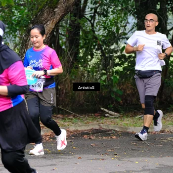 Runner Photo 8125449
