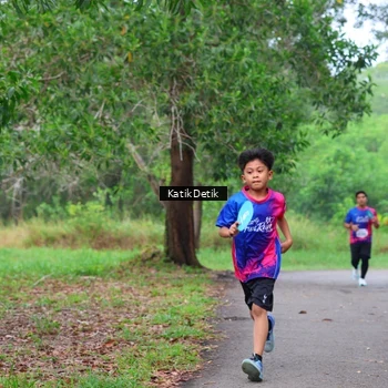 Runner Photo 8125456
