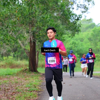 Runner Photo 8125492