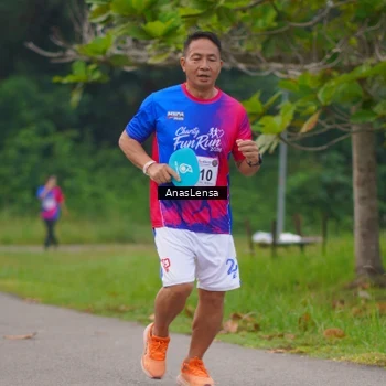 Runner Photo 8125503