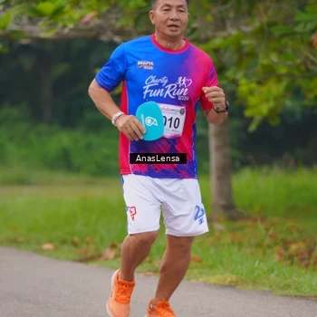 Runner Photo 8125504