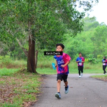 Runner Photo 8125526