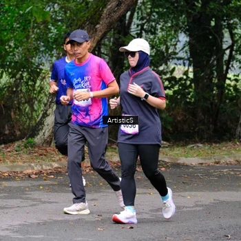 Runner Photo 8125529