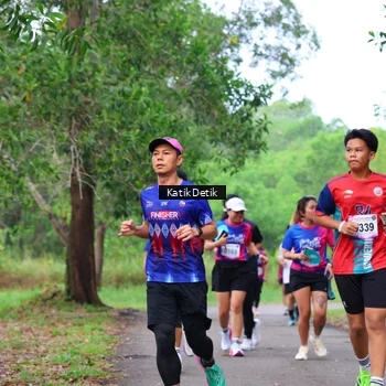 Runner Photo 8125554