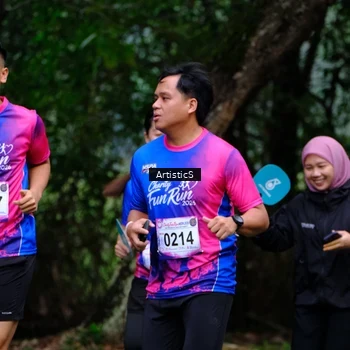 Runner Photo 8125577