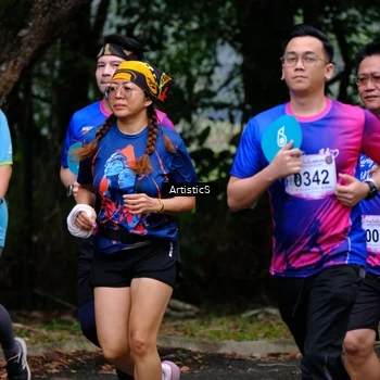 Runner Photo 8125579