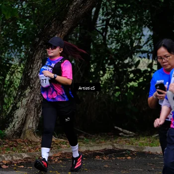 Runner Photo 8125595