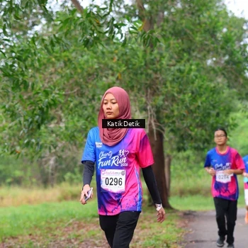 Runner Photo 8125642