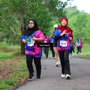 Runner Photo 8125754