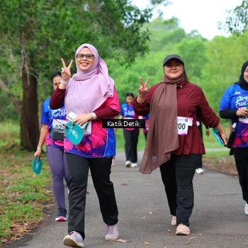 Runner Photo 8125763