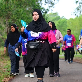 Runner Photo 8125765
