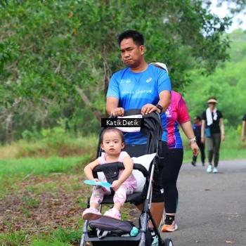 Runner Photo 8125804