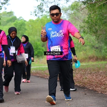 Runner Photo 8125806