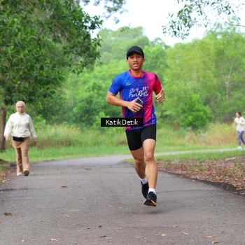 Runner Photo 8125815