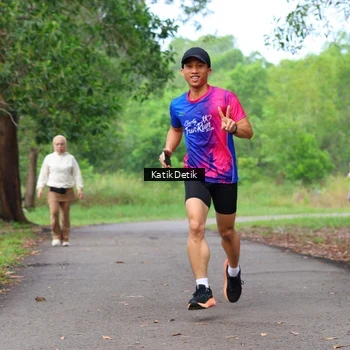 Runner Photo 8125828