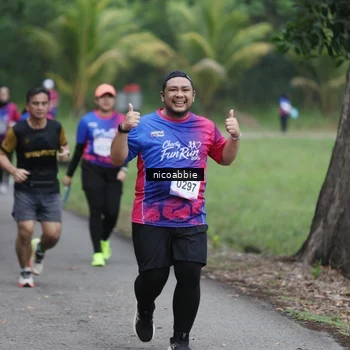 Runner Photo 8125832