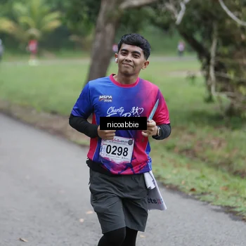 Runner Photo 8125840