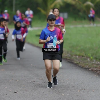 Runner Photo 8125862
