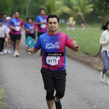 Runner Photo 8125883