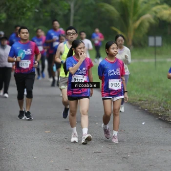 Runner Photo 8125885