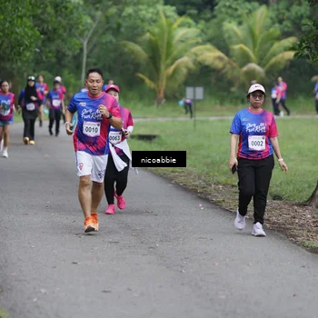 Runner Photo 8125913