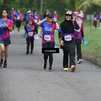 Runner Photo 8125919