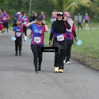 Runner Photo 8125926