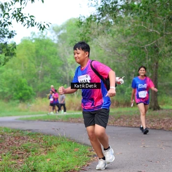 Runner Photo 8125935
