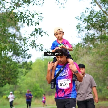 Runner Photo 8125948