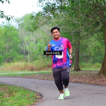 Runner Photo 8125951