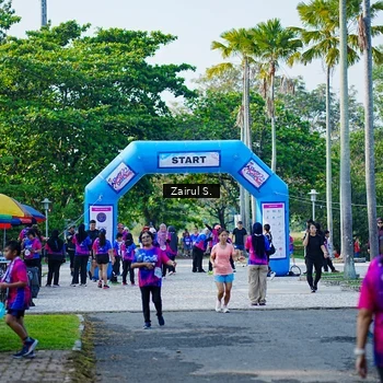 Runner Photo 8125973