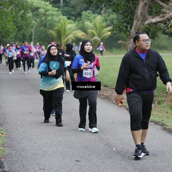 Runner Photo 8125976