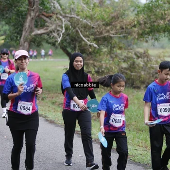 Runner Photo 8126003
